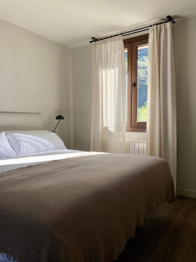 Les Nous Hotel Rialp Luaran gambar